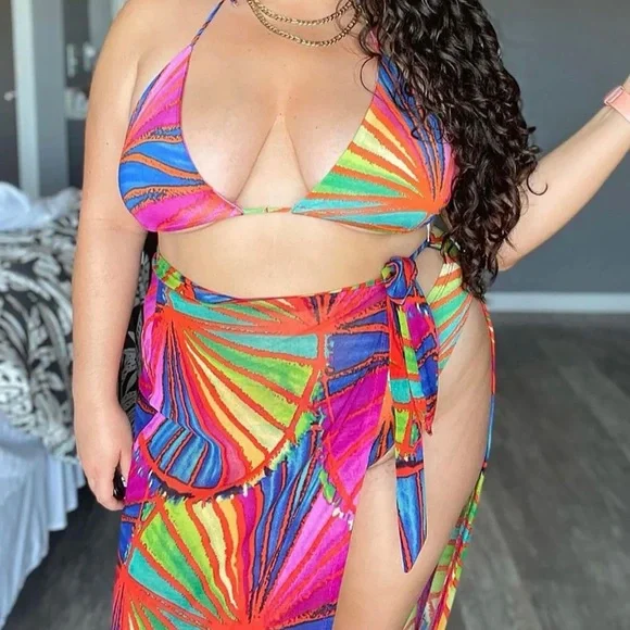 Bikini and cover up - Picture 2 of 2